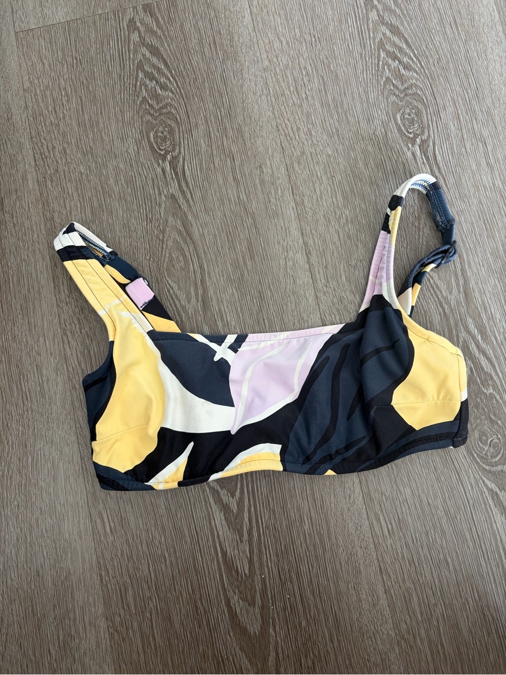 Abstract seafolly Print Bikini Top in Yellow, Black & Pink